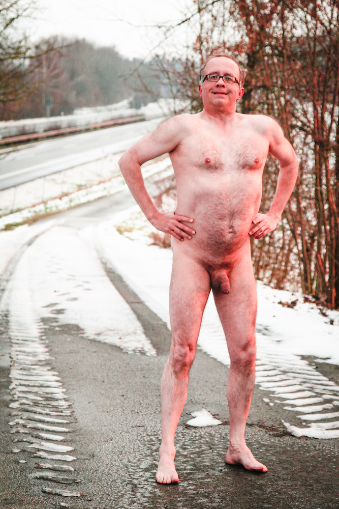 Naked and barefoot in ice and snow